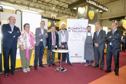 El presidente de la Diputación, Jesús Julio Carnero visita Alimentaria en Barcelona-ICAL