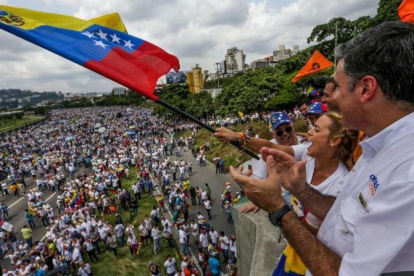 Vista de la manifestación opositora en Caracas, en la que participa Lilian Tintori, esposa del encarcelado Leopoldo López.-Cristian Hernandez
