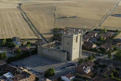 Castillo de Fuensaldaña (Valladolid)-Ical