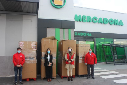 Mercadona colabora con Cruz Roja desde hace tiempo en la donación de productos de primera necesidad. ICAL