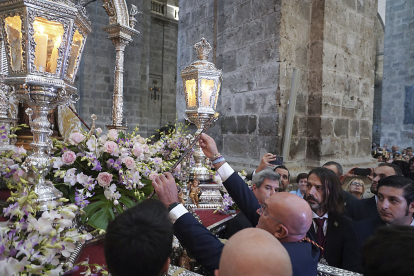 Procesión y misa solemne en honor a Nuestra Señora de San Lorenzo, patrona de Valladolid. ICAL