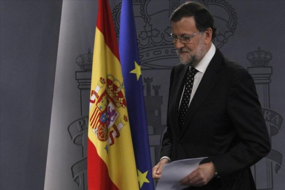 El presidente del Gobierno en funciones, Mariano Rajoy, en su comparecenccia en Moncloa el pasado domingo.-DAVID CASTRO