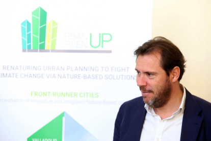 El alcalde de Valladolid, Óscar Puente, en la presentación del Proyecto Urban Green Up-Miriam Chacón / ICAL
