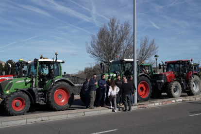 Tractorada en las calles de Valladolid. -ICAL
