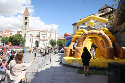Hinchables en Portugalete con motivo de las Fiestas de Valladolid. Photogenic