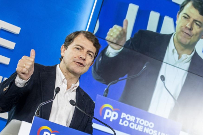 El  presidente de la Junta de Castilla y León, Alfonso Fernández Mañueco, cerró ayer la Convención Intermunicipal del Partido Popular en Burgos.-SANTI OTERO