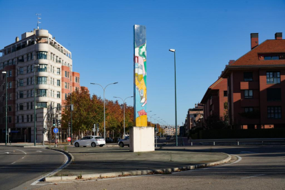 EN LA ACTUALIDAD, Carretera de Rueda, Puertas de Valladolid.- J.M. LOSTAU