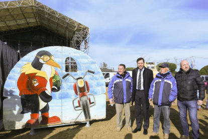 El alcalde de Valladolid, Óscar Puente, visita a las instalaciones de Pingüinos-ICAL