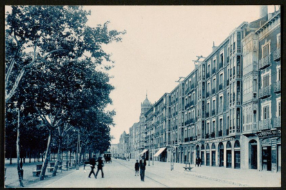Avenida de Alfonso XIII en 1910. ARCHIVO MUNICIPAL DE VALLADOLID