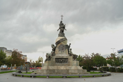 Estatua de Colón en la plaza Colón. J.M. LOSTAU