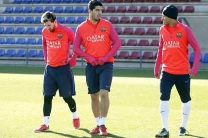 Messi, Suárez y Neymar, en el entrenamiento de este jueves.-A MIGUEL RUIZ