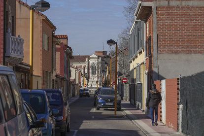 Calle Pilarica del barrio La Pilarica de Valladolid.- J. M. LOSTAU
