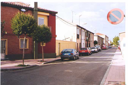 Una calle con viviendas rehabilitadas del barrio San Pedro Regalado en el 2000.- ARCHIVO MUNICIPAL VALLADOLID