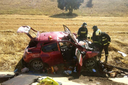 Accidente de tráfico en el kilómetro 315 de la carretera N-234 a la altura de Torrubia (Soria)-ICAL