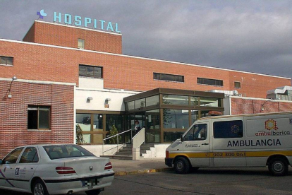 Fachada del hospital comarcal de Medina del Campo.-El Mundo