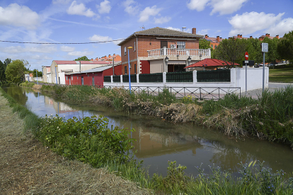 Canal del Duero en el Camino de Hornillos. J. M. LOSTAU