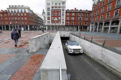 Zona de estacionamiento de la Plaza Mayor de Valladolid. -E.M