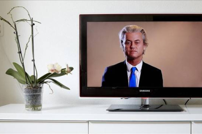 Geert Wilders, en su espacio en la televisión holandesa.-Foto: AFP / MARTIJN BEEKMAN