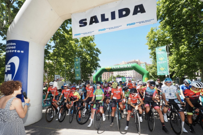 Primera etapa Vuelta Ciclista Júnior a ValladolidPhotogenic/Miguel Ángel Santos