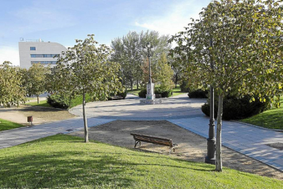 Parque de Las Villas donde se produjo la violación de la joven el pasado 1 de agosto-J.M.Lostau