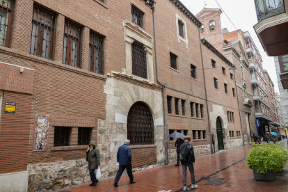 Convento de Porta Coeli en la calle Teresa Gil de Valladolid. -J.M. LOSTAU