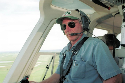 Harrison Ford, al mando de su helicóptero, en una imagen de archivo.-AFP