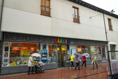 Librería Oletvm en la calle Teresa Gil de Valladolid en la actualidad. -J.M. LOSTAU