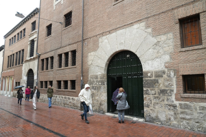 Convento de Porta Coeli en la calle Teresa Gil de Valladolid. -J.M. LOSTAU