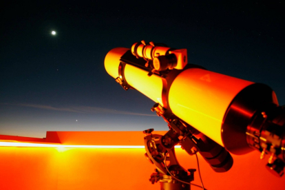 Telescopio del Centro Astronómico de Tiedra.- E. M.