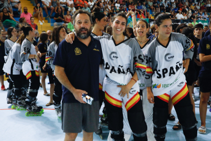 Celebración del Europeo sénior femenino de Hockey Línea en Valladolid. / LOSTAU