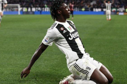 Moise Kean celebra un gol marcado al Milan, el 6 de abril del 2019.-