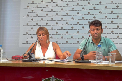Teresa López y José Antonio González Poncela ayer, durante la rueda de prensa en el Palacio de Pimentel.-S. G. C.