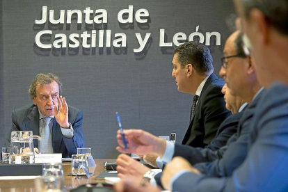 José Antonio de Santiago-Juárez, en la reunión de la Comisión Territorial.-ICAL