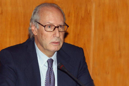 El exministro de Economía y Hacienda, Miguel Boyer, en un imagen del 2003.-Foto: EFE
