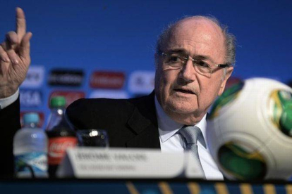 Blatter, en una reunión de la FIFA.-Foto: AFP / VANDERLEI ALMEIDA