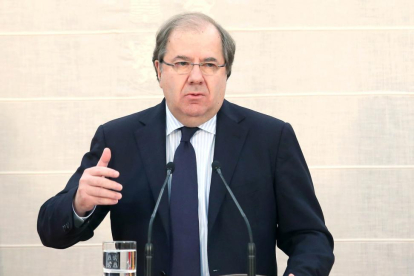 El presidente de la Junta de Castilla y León, Juan Vicente Herrera, mantiene un encuentro con los altos cargos del Ejecutivo autonómico-Ical