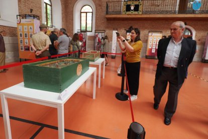 Inauguración de la exposición 'El fútbol de tu vida' en Valladolid. / PHOTOGENIC