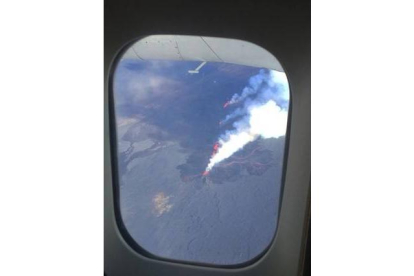 Fotografía del momento en el que el avión sobrevolaba el volcán islandés Bardarbunga-