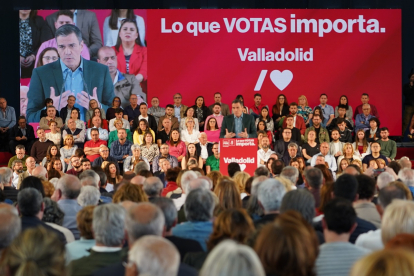 El secretario general del PSOE y presidente del Gobierno, Pedro Sánchez, participa en un acto público en Valladolid. -ICAL