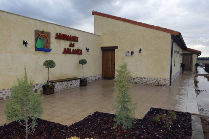 Centro Bioclimático de Turismo Rural Sabinares del Arlanza, en Puentedura (Burgos)-Ical