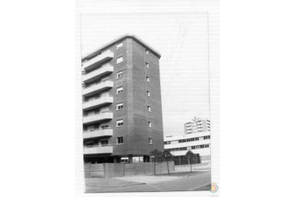 Plano general de un edificio en la calle Joaquín Velasco Martín en el siglo XX.- ARCHIVO MUNICIPAL DE VALLADOLID
