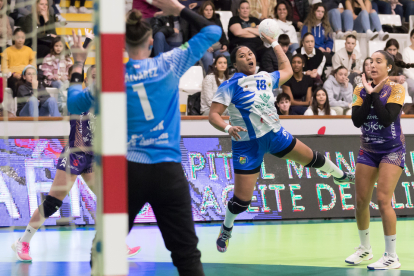 Fotos de Balonmano Gijón - Caja Rural Aula. / LOF