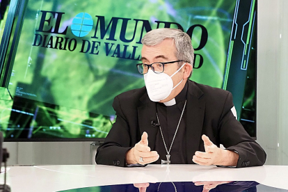 Luis Argüello en el programa ‘La Quinta Esquina’, emitido ayer en La 8 de Valladolid. / PABLO REQUEJO