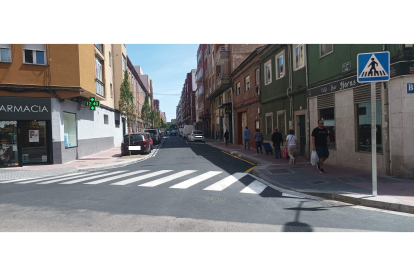 Obras de urbanización de la calle Cádiz en Valladolid.-E. M.