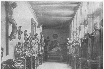 Sala de Esculturas del Museo Nacional (entre 1900 y 1905)
.-ARCHIVO MUNICIPAL VALLADOLID