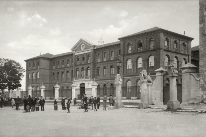 Instituto Zorrilla en 1910.-ARCHIVO MUNICIPAL VALLADOLID