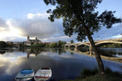 En Salamanca hay dos puentes que forman parte de la identidad de la ciudad. El romano y  el de Enrique Estevan, de principios de s.XX  / E. CARRASCAL