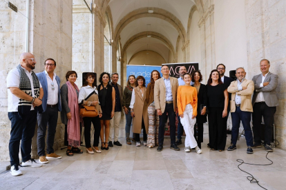 Avadeco celebra su 45 aniversario con una edición especial de la Semana de la Moda de Valladolid-MOVA en el Museo Patio Herreriano. -AYTO. VALLADOLID