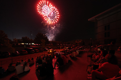 Fiestas de Valladolid 2023: fuegos artificiales sesión de martes 5 de septiembre. / PHOTOGENIC