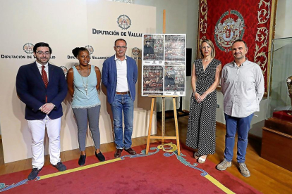 Víctor Alonso, María San José, Féliz Sanz, D.Ernesto Monsalve y Tulani.-PABLO REQUEJO